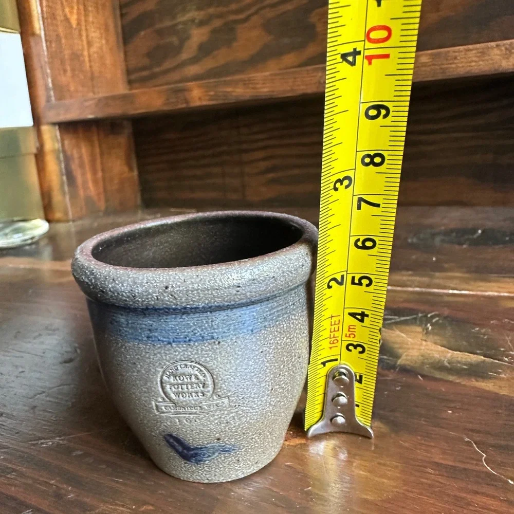 Rowe Pottery Works Crock 1991 Gray Blue Salt Glaze Stoneware‎ Bird Small 3.5in